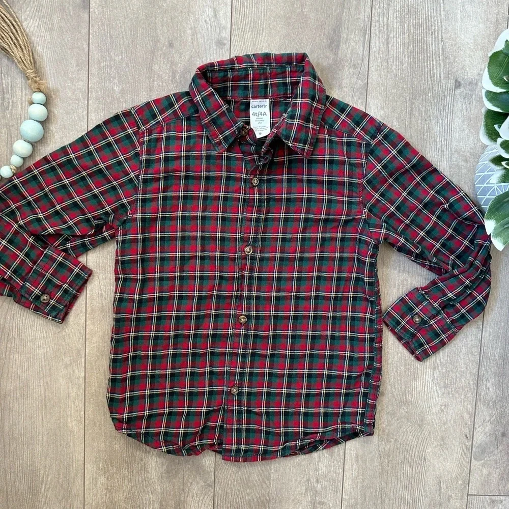 Carters plaid collared boy’s